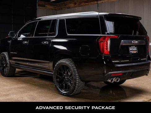 Used 2023 GMC Yukon XL Denali Ultimate image 7
