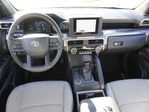 Used 2025 Toyota Tacoma SR5 image 2