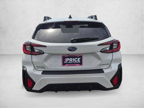 Used 2024 Subaru Crosstrek 2.0i Premium AWD/4WD image 7