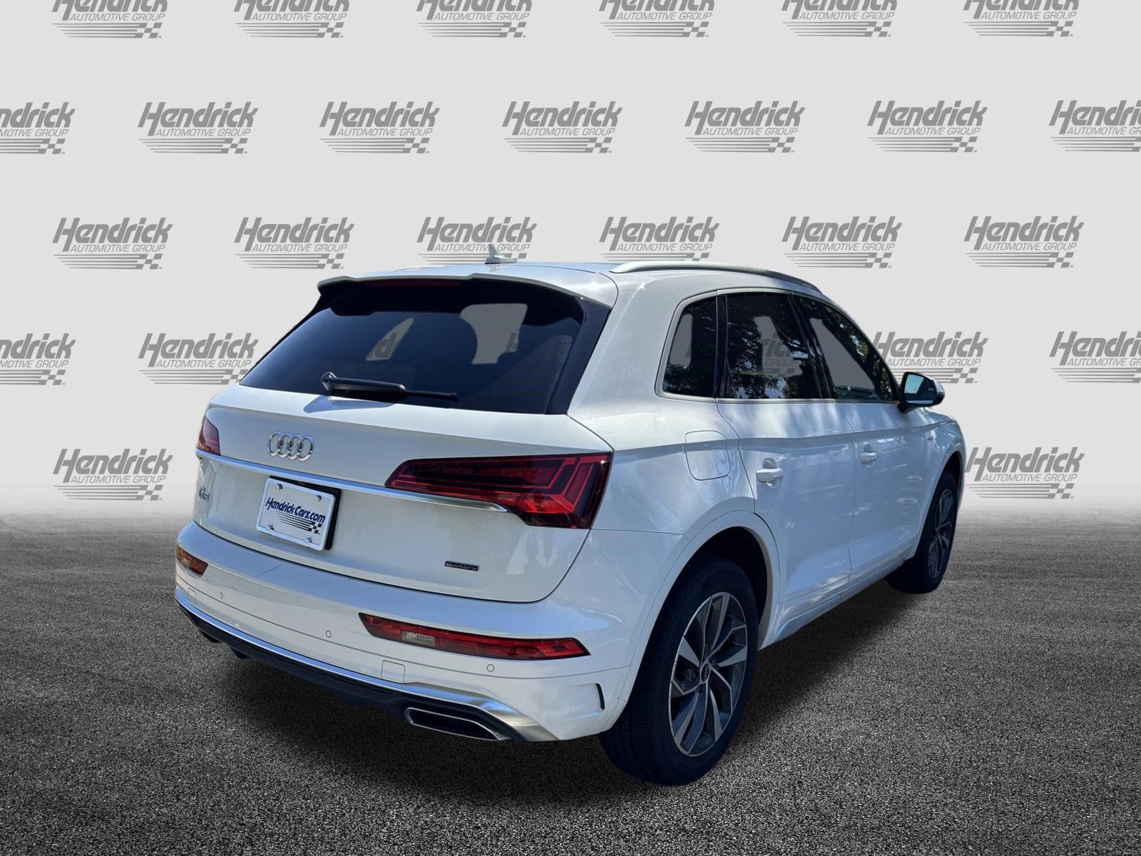 Used 2023 Audi Q5 2.0T Premium Plus w/ Premium Plus Package AWD/4WD image 10