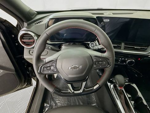 New 2026 Chevrolet Trax RS w/ Sunroof Package FWD image 13