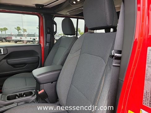 New 2025 Jeep Wrangler Unlimited Sport S 4xe w/ Convenience Group image 29