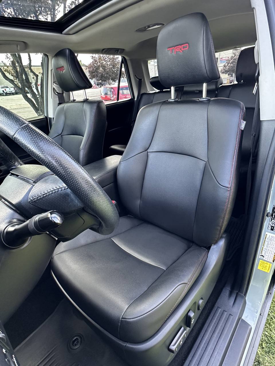 Used 2023 Toyota 4Runner TRD Off-Road Premium w/ Off Road Premium Plus Package AWD/4WD image 17