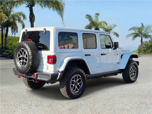 Used 2026 Jeep Wrangler Unlimited Rubicon image 4