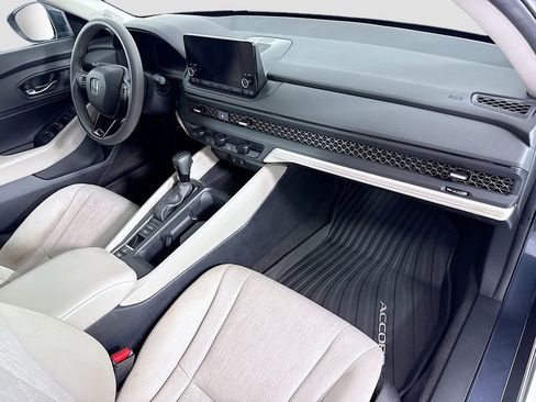 Used 2023 Honda Accord EX image 17
