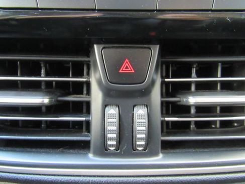 Used 2022 Ford Escape SEL image 42