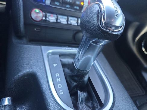 Used 2021 Ford Mustang Premium image 8