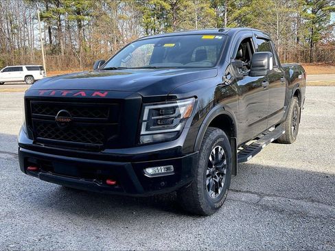 Certified 2021 Nissan Titan PRO-4X w/ Pro-4x Convenience Package image 2