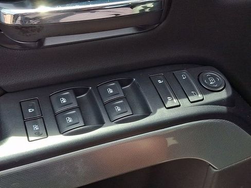 Used 2018 Chevrolet Silverado 1500 LT w/ All Star Edition AWD/4WD image 20