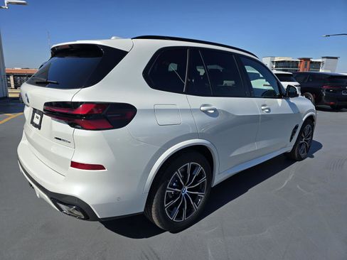 New 2026 BMW X5 xDrive50e w/ Executive Package image 3