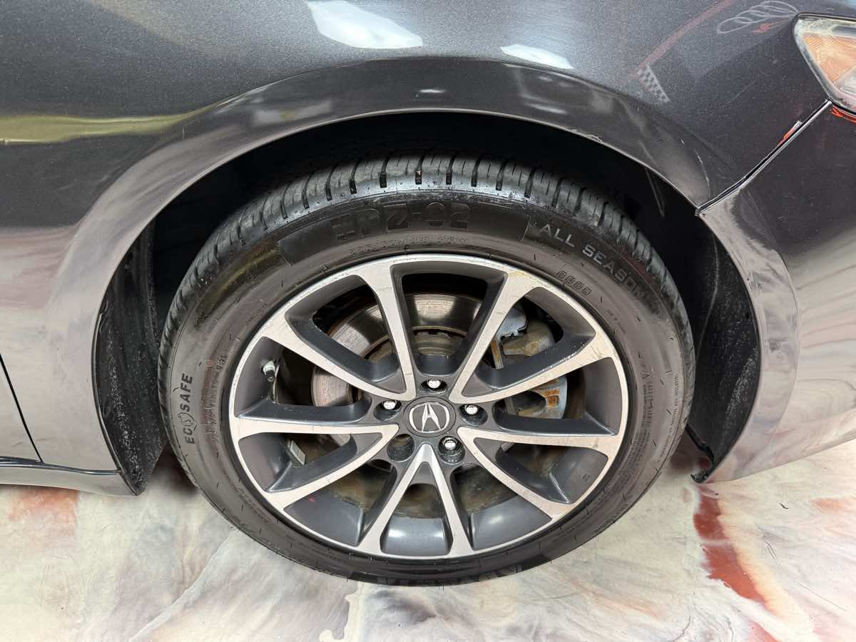 Used 2016 Acura TLX w/ Technology Package FWD image 38