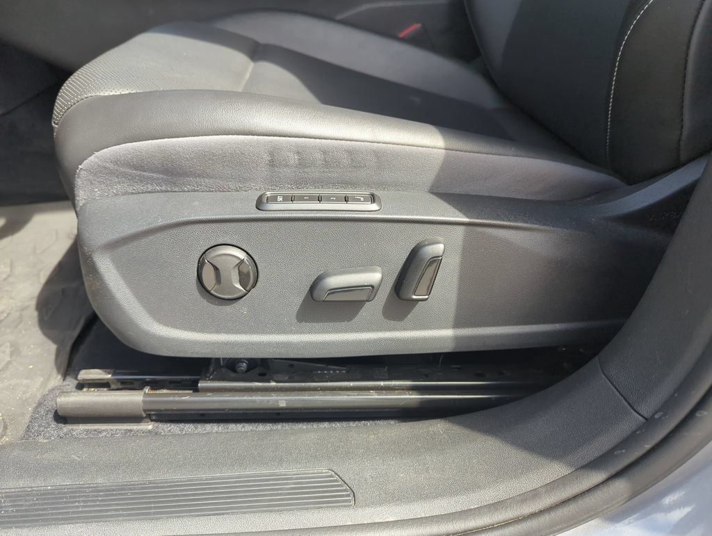 Certified 2023 Volkswagen ID.4 Pro S RWD image 13