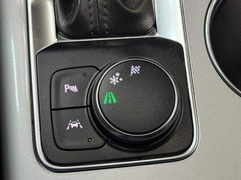 Used 2022 Chevrolet Blazer LT w/ Sound & Technology Package FWD image 51