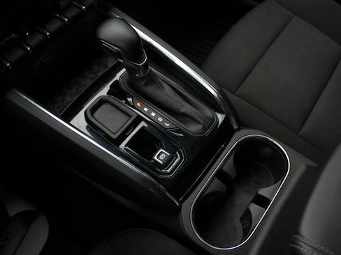 Used 2024 GMC Canyon Elevation w/ Convenience Package image 24