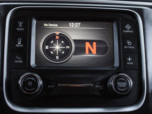 Used 2021 RAM 1500 Classic SLT image 29