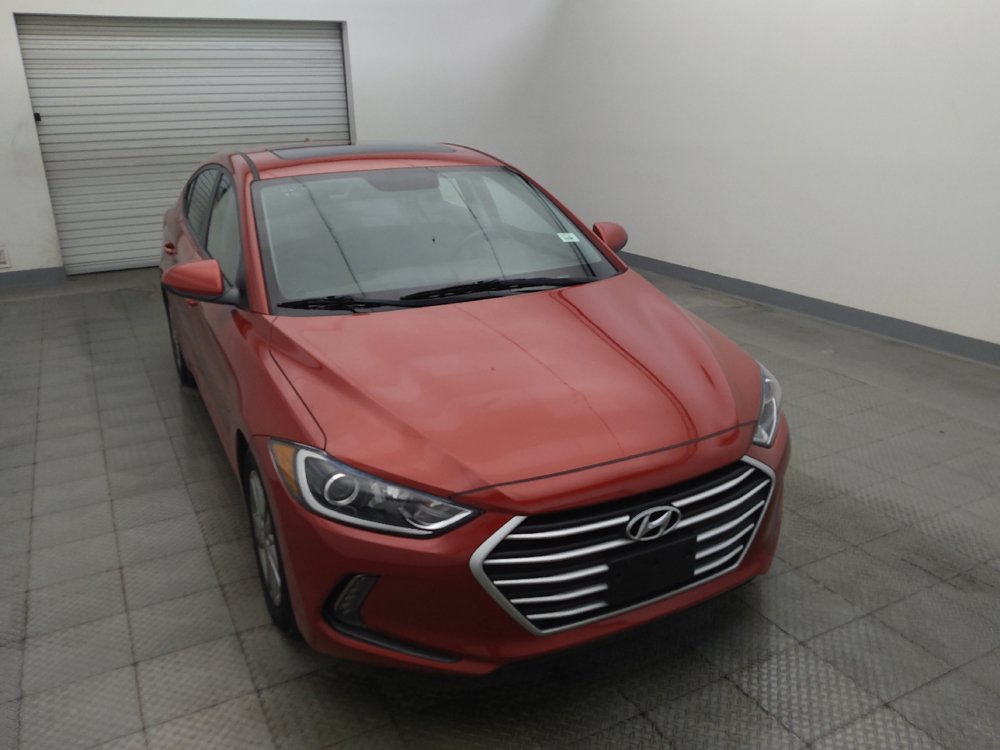 Used 2018 Hyundai Elantra Value Edition FWD image 14
