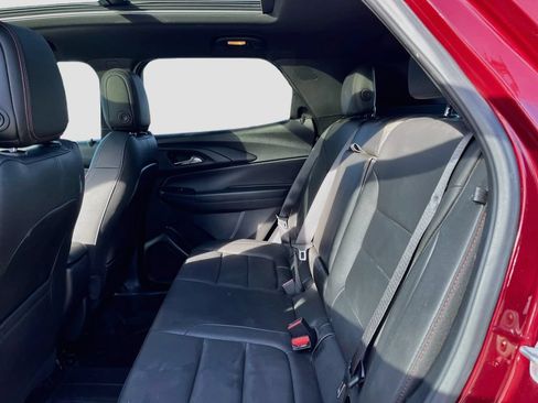 Used 2025 Chevrolet TrailBlazer RS w/ Convenience Package AWD/4WD image 24