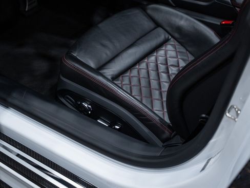 Used 2018 Audi R8 V10 plus AWD/4WD image 24