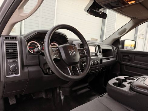 Used 2021 RAM 1500 Tradesman w/ Popular Equipment Group RWD image 17