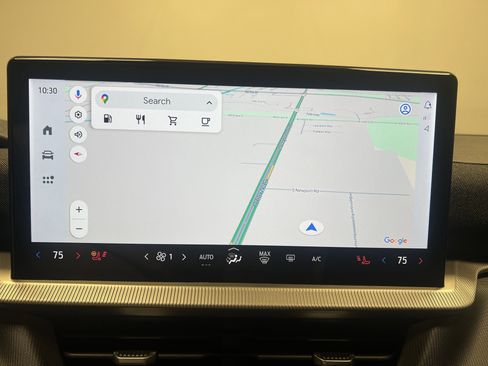 Used 2025 Ford Explorer ST-Line w/ Premium Package image 25