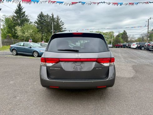 Used 2015 Honda Odyssey Touring Elite image 4