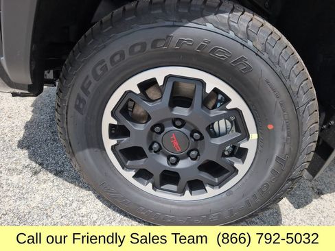 New 2026 Toyota Tacoma TRD Off-Road w/ TRD Off Road Upgrade Package AWD/4WD image 25