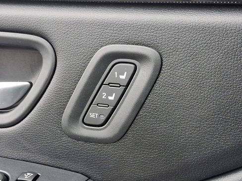 Used 2025 Honda Pilot Elite image 27