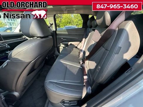 Used 2025 Hyundai Tucson Limited AWD/4WD image 13