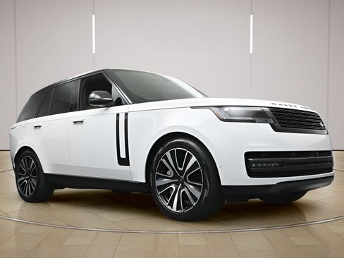 Used 2025 Land Rover Range Rover SE AWD/4WD image 27