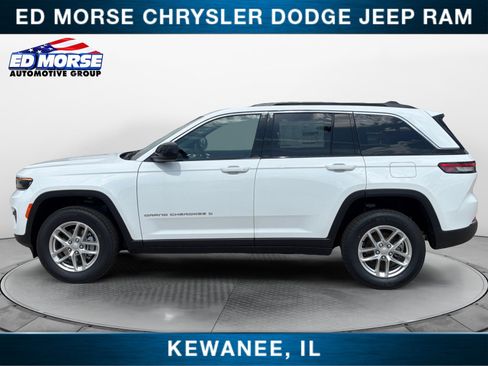 New 2026 Jeep Grand Cherokee Laredo X AWD/4WD image 2