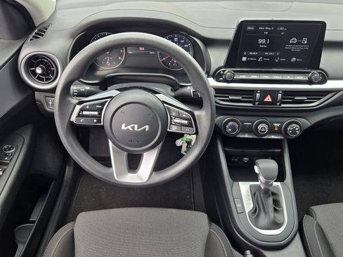 Used 2024 Kia Forte LXS w/ LXS Technology Package FWD image 24