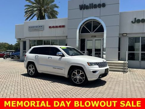 Used 2020 Jeep Grand Cherokee Overland AWD/4WD image 1