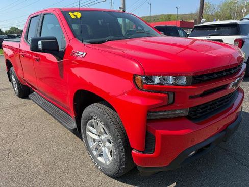 Used 2019 Chevrolet Silverado 1500 RST AWD/4WD image 1