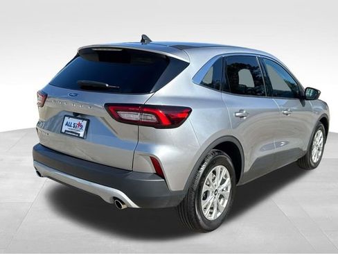 Used 2023 Ford Escape Active w/ Cold Weather Package image 8