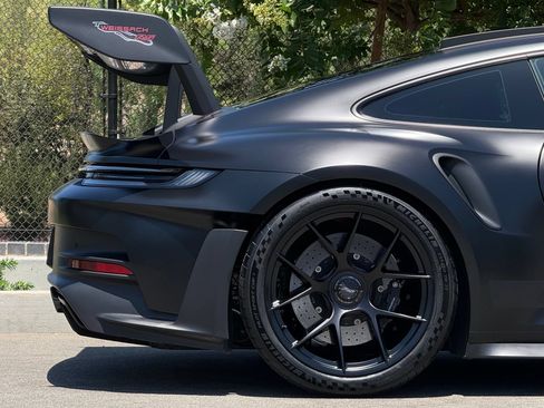 Certified 2025 Porsche 911 GT3 RS w/ Weissach Package RWD image 13