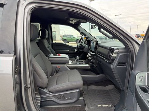 Certified 2022 Ford F150 XLT w/ Equipment Group 302A High image 20