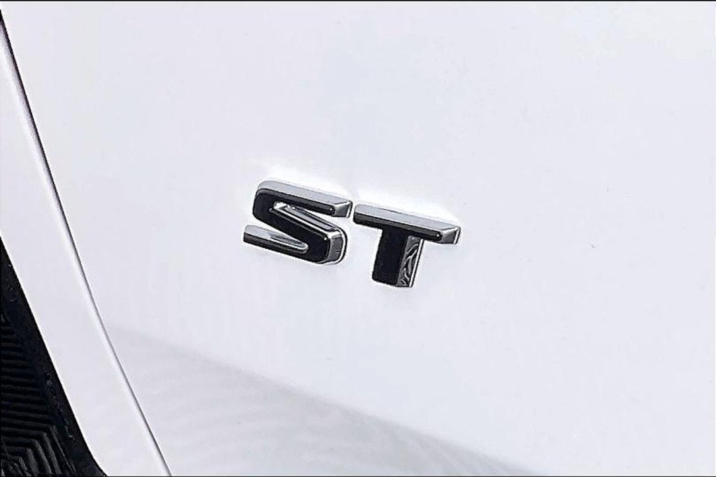 New 2026 Buick Envista Sport Touring w/ Convenience I Package FWD image 9