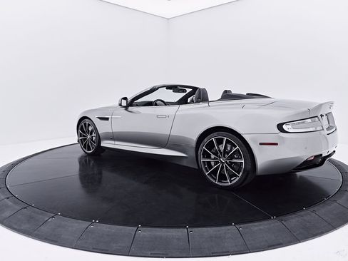 Used 2016 Aston Martin DB9 GT RWD image 25