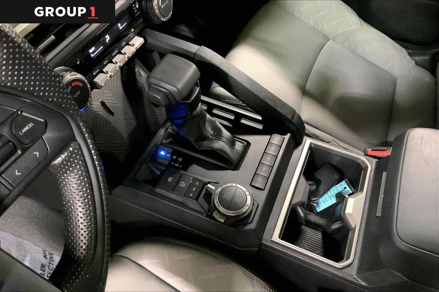 Certified 2025 Toyota Tacoma SR5 AWD/4WD image 17