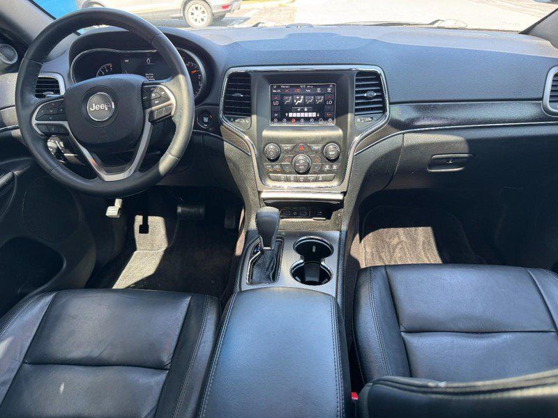 Used 2018 Jeep Grand Cherokee Limited AWD/4WD image 11