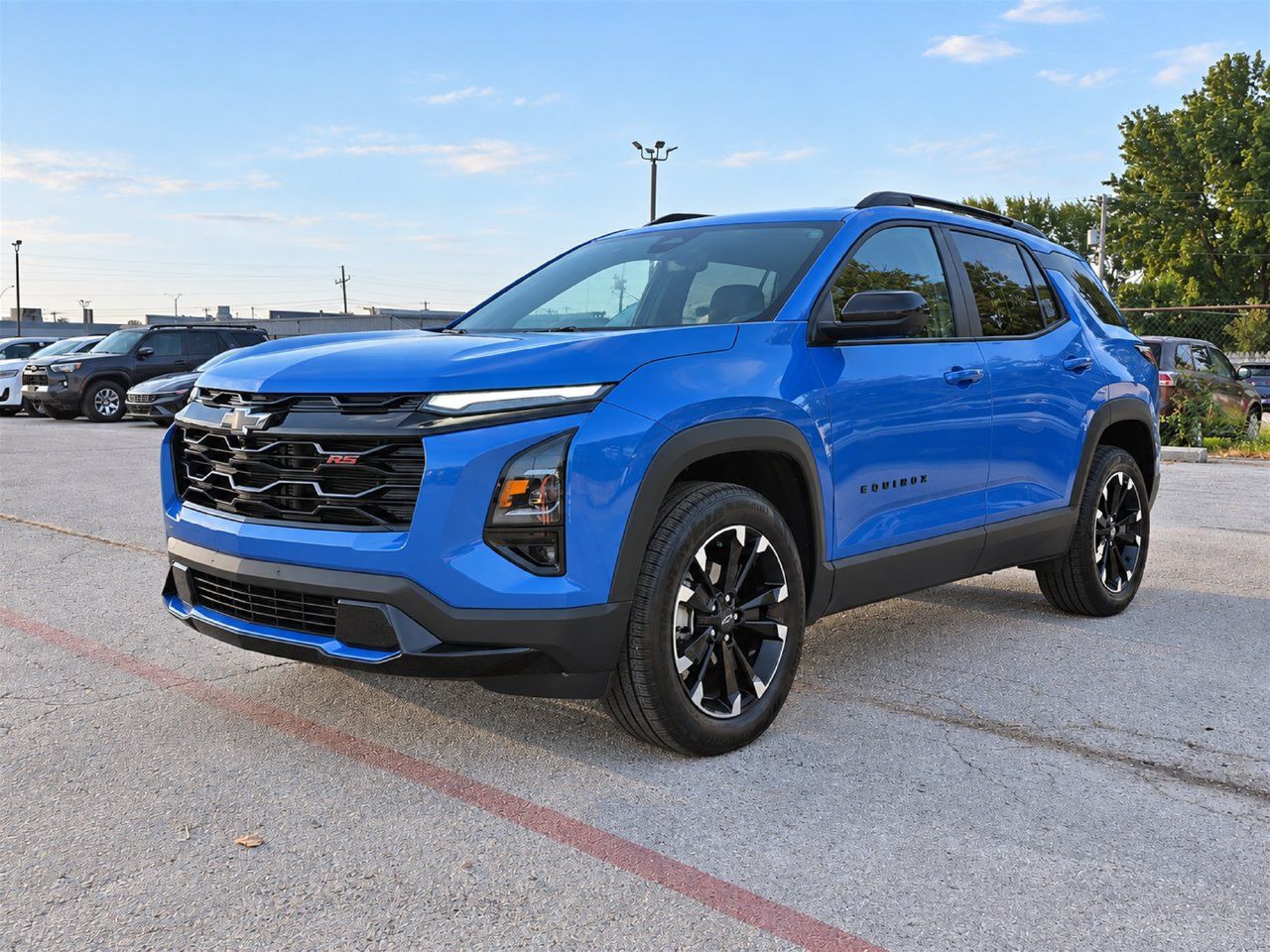 Used 2025 Chevrolet Equinox RS w/ Safety and Technology Package FWD image 3