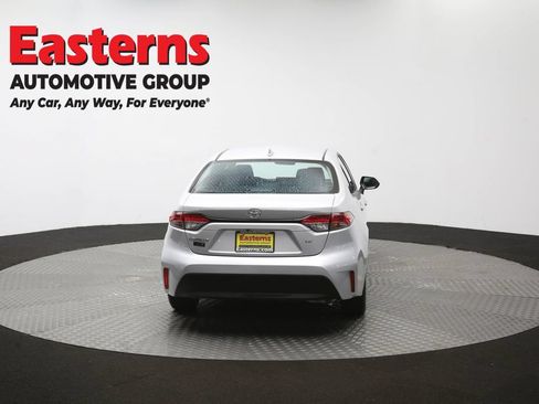 Used 2025 Toyota Corolla LE FWD image 36