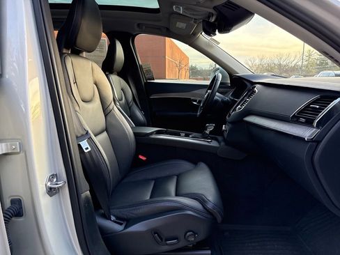 Used 2022 Volvo XC90 T6 Inscription w/ Advanced Package image 26