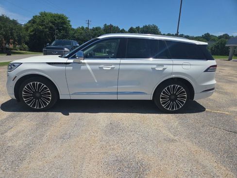 Used 2021 Lincoln Aviator Black Label w/ Dynamic Handling Package AWD/4WD image 4