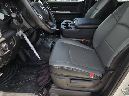 New 2026 RAM 5500 Tradesman w/ Chrome Appearance Group AWD/4WD image 17