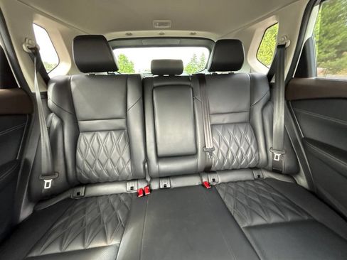 Used 2023 Nissan Rogue Platinum w/ Platinum Premium Package AWD/4WD image 35