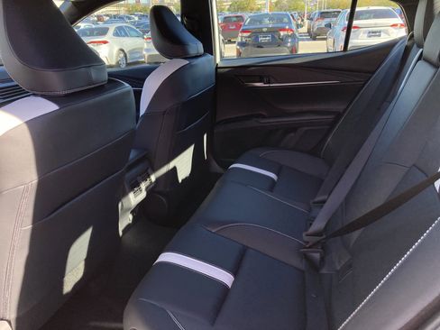 Used 2026 Toyota Camry SE image 26