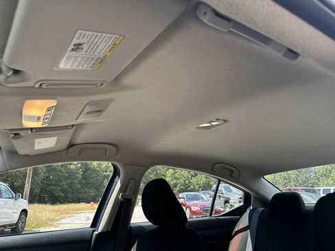 Used 2023 Nissan Versa SR w/ Trunk Package image 33