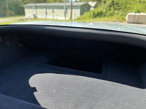 Used 2002 Chevrolet Corvette Z06 w/ Memory Pkg image 7