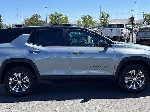 New 2026 Chevrolet Equinox LT w/ Convenience Package II image 4